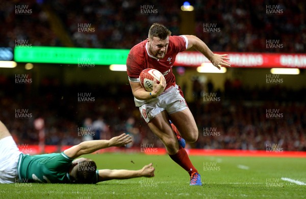 310819 - Wales v Ireland - Under Armour Series - Owen Lane of Wales scores try