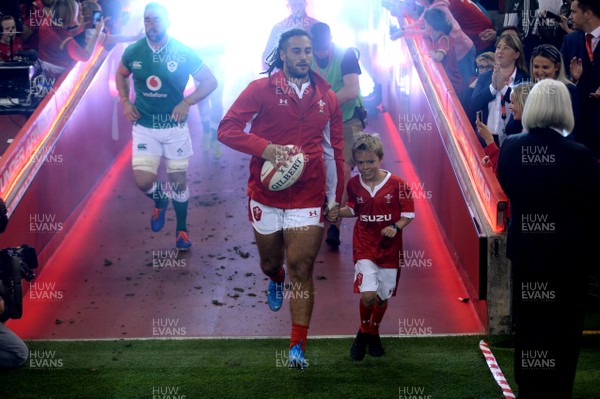 310819 - Wales v Ireland - Under Armour Series - Josh Navidi of Wales leads out his side