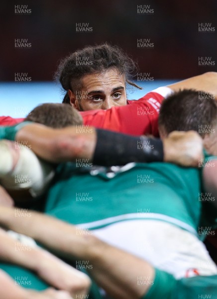 310819 - Wales v Ireland, Under Armour Summer Series 2019 - Wales captain Josh Navidi looks over the top of the scrum during the match against Ireland
