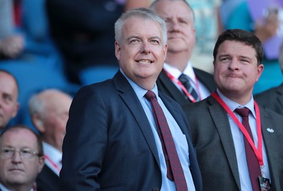 060915 - Wales v Israel - UEFA European Championship Qualifier - First Minister Carwyn Jones