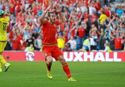 060915 - Wales v Israel - UEFA European Championship Qualifier - A crushed Gareth Bale of Wales as his last minute goal is disallowed