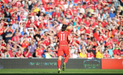 060915 - Wales v Israel, UEFA European Championship 2016 Qualifying match - Gareth Bale of Wales in front of the home supporters during the match