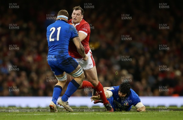010220 - Wales v Italy - Guinness 6 Nations - Ryan Elias of Wales is tackled by Giovanni Licata of Italy