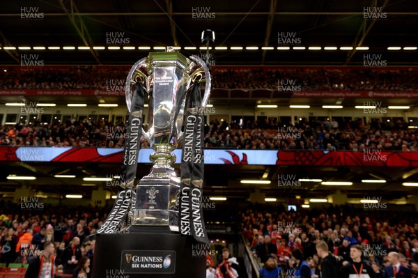 010220 - Wales v Italy - Guinness Six Nations - Six Nations trophy