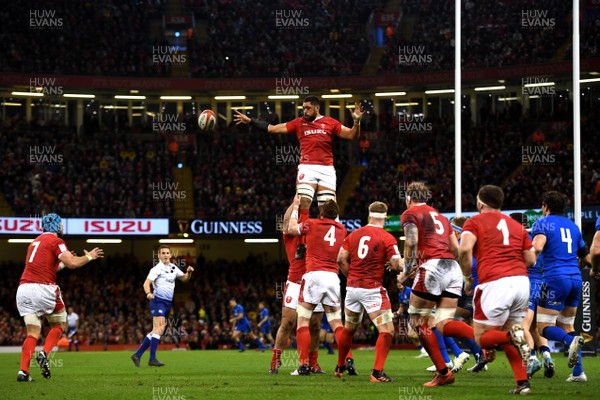 010220 - Wales v Italy - Guinness Six Nations - Taulupe Faletau of Wales takes line out ball