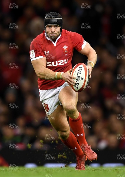 010220 - Wales v Italy - Guinness Six Nations - Leigh Halfpenny of Wales