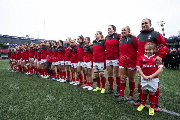 020220 - Wales v Italy, 2020 Women's Six Nations - The Wales team line up for the anthems at the start of the match
