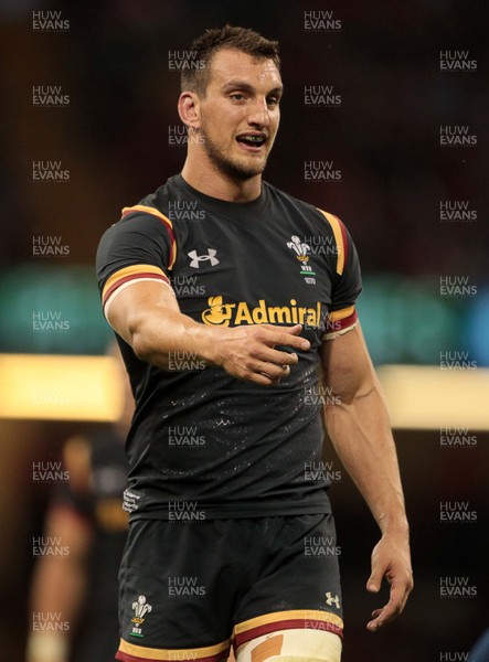 050915 - Wales v Italy - Dove Men Test - Sam Warburton of Wales