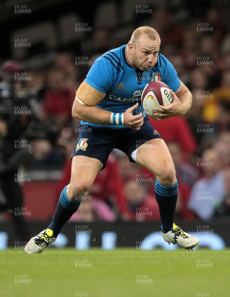 050915 - Wales v Italy - Dove Men Test - Leonardo Ghiraldini of Italy