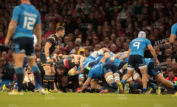 050915 - Wales v Italy - Dove Men Test - Scrum