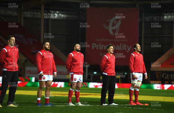 051220 - Wales v Italy - Autumn Nations Cup - Nicky Smith, Sam Parry, Jonathan Davies and Alun Wyn Jones of Wales during the anthems 