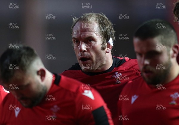 051220 - Wales v Italy - Autumn Nations Cup 2020 - Alun Wyn Jones of Wales during the warm up