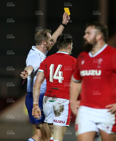 051220 - Wales v Italy - Autumn Nations Cup 2020 - Josh Adams of Wales is given a yellow card by Referee Wayne Barnes
