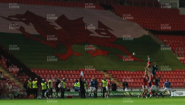 051220 - Wales v Italy, Autumn Nations Cup 2020 - A giant Welsh flag dominates the stand at Parc y Scarlets during the match
