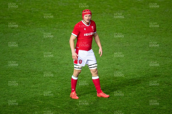 051220 - Wales v Italy - Autumn Nations Cup 2020 - James Botham of Wales 