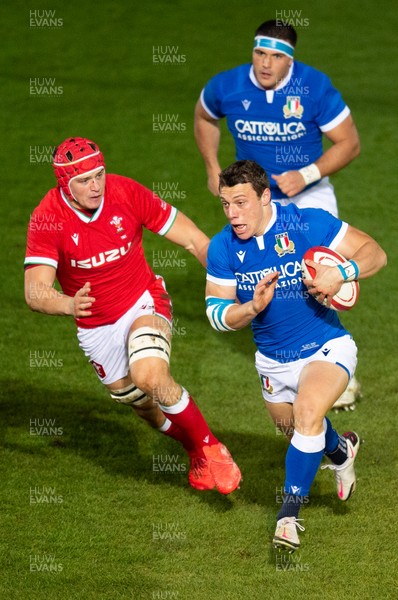 051220 - Wales v Italy - Autumn Nations Cup 2020 - Paolo Garbisi of Italy 