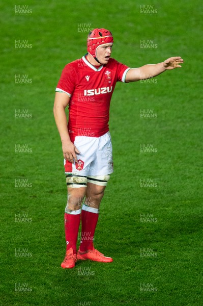 051220 - Wales v Italy - Autumn Nations Cup 2020 - James Botham of Wales 