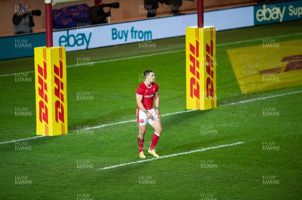 051220 - Wales v Italy - Autumn Nations Cup 2020 - George North of Wales 