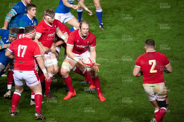 051220 - Wales v Italy - Autumn Nations Cup 2020 - Alun Wyn Jones of Wales 