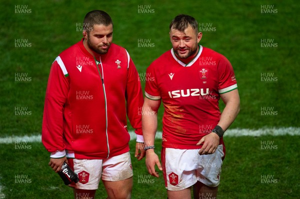 051220 - Wales v Italy - Autumn Nations Cup 2020 - Nicky Smith of Wales and Sam Parry of Wales 