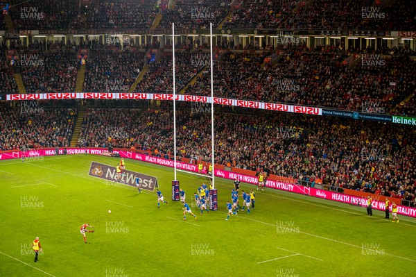 110318 - Wales v Italy, Nat West 6 Nations Championship - Gareth Anscombe of Wales kicks for goal 