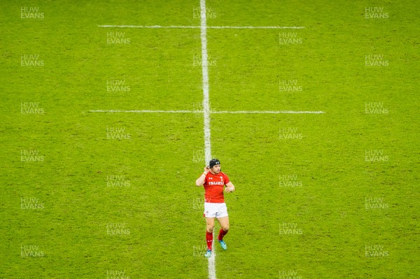 110318 - Wales v Italy, Nat West 6 Nations Championship - Leigh Halfpenny of Wales comes on to the field 