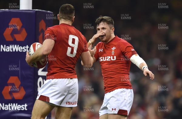 110318 - Wales v Italy - NatWest 6 Nations 2018 - Gareth Davies and Steff Evans of Wales