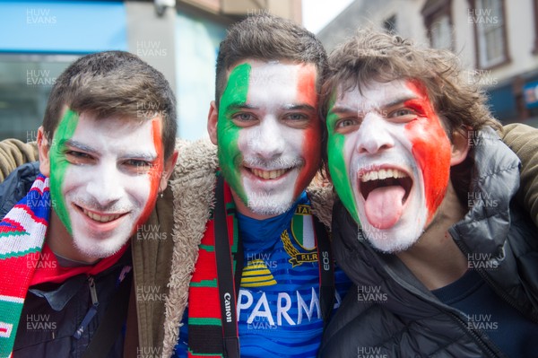 110318 - Wales v Italy - NatWest 6 Nations Championship - Italians fans