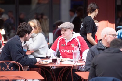 140326 - Wales v Italy - Guinness Six Nations - Fans Ahead of the game 