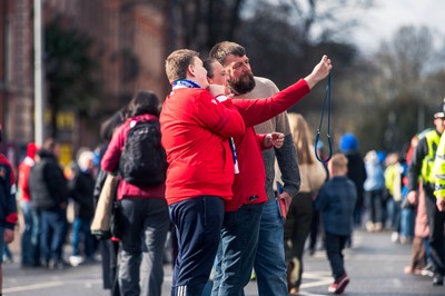 140326 - Wales v Italy - Guinness Six Nations - Fans Ahead of the game 