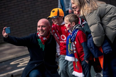 140326 - Wales v Italy - Guinness Six Nations - Fans Ahead of the game 