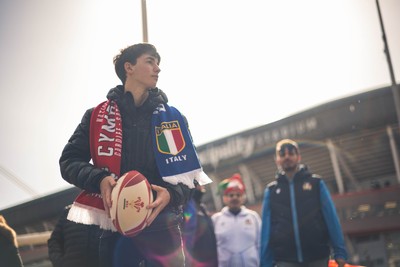 140326 - Wales v Italy - Guinness Six Nations - Fans Ahead of the game 