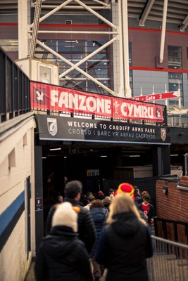 140326 - Wales v Italy - Guinness Six Nations - Fans Ahead of the game 