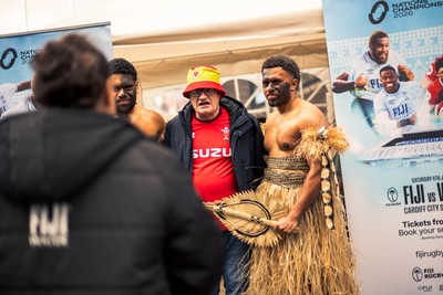 140326 - Wales v Italy - Guinness Six Nations - Fans Ahead of the game 
