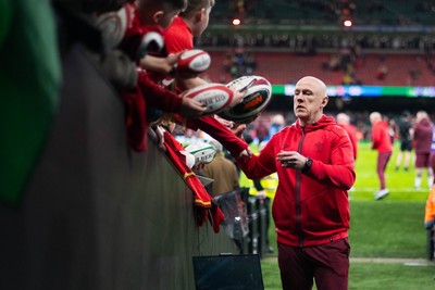 140326 - Wales v Italy - Guinness Six Nations - Wales Coach Steve Tandy Interacts with fans after the game