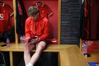140326 - Wales v Italy - Guinness Six Nations Championship - Ellis Mee of Wales arrives at the stadium