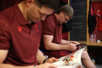 140326 - Wales v Italy - Guinness Six Nations Championship - Aaron Wainwright of Wales arrives at the stadium