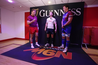 140326 - Wales v Italy - Guinness Six Nations Championship - Referee Christophe Ridley with captains Dewi Lake of Wales and Michele Lamaro of Italy during the coin toss