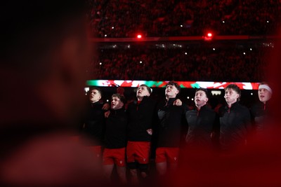 140326 - Wales v Italy - Guinness Six Nations Championship - Wales sing the anthem