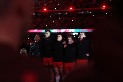 140326 - Wales v Italy - Guinness Six Nations Championship - Wales sing the anthem