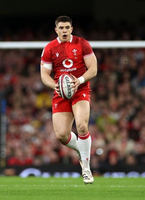 140326 - Wales v Italy - Guinness Six Nations Championship - Joe Hawkins of Wales 