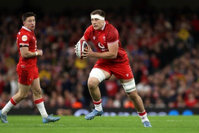 140326 - Wales v Italy - Guinness Six Nations Championship - Ben Carter of Wales 