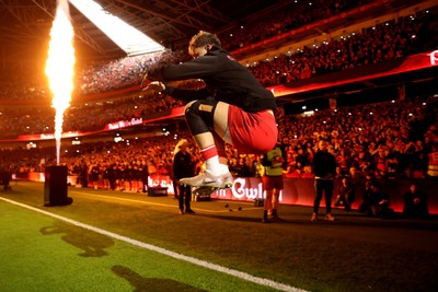 140326 - Wales v Italy - Guinness Six Nations Championship - Alex Mann of Wales 
