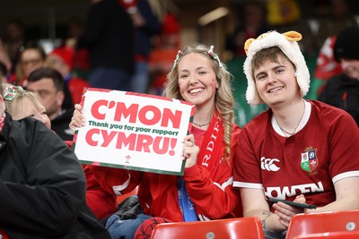 140326 - Wales v Italy - Guinness Six Nations Championship - Fans