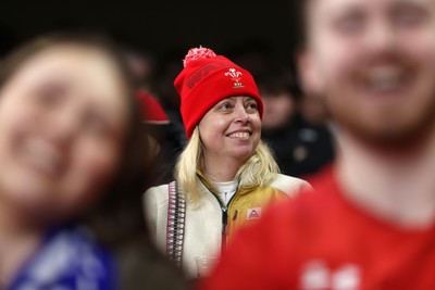 140326 - Wales v Italy - Guinness Six Nations Championship - Fans