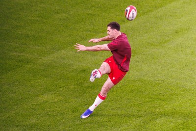 140326 - Wales v Italy - Guinness Six Nations - Tomos Williams of Wales during the warm up