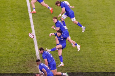 140326 - Wales v Italy - Guinness Six Nations - Paolo Garbisi of Italy kicks off