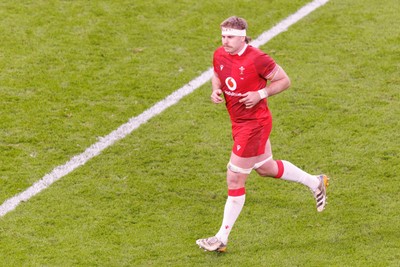 140326 - Wales v Italy - Guinness Six Nations - Aaron Wainwright of Wales