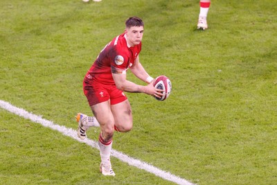 140326 - Wales v Italy - Guinness Six Nations - Joe Hawkins of Wales
