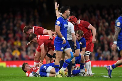 140326 - Wales v Italy - Guinness Men's Six Nations - Ellis Mee of Wales